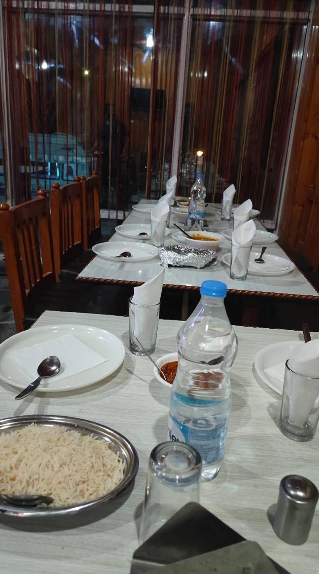New Zum Zum Hotel & Restaurant Srīnagar Extérieur photo